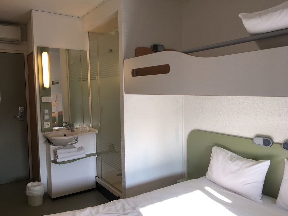 Ibis Budget Belfort Gare Bavilliers Exterior photo
